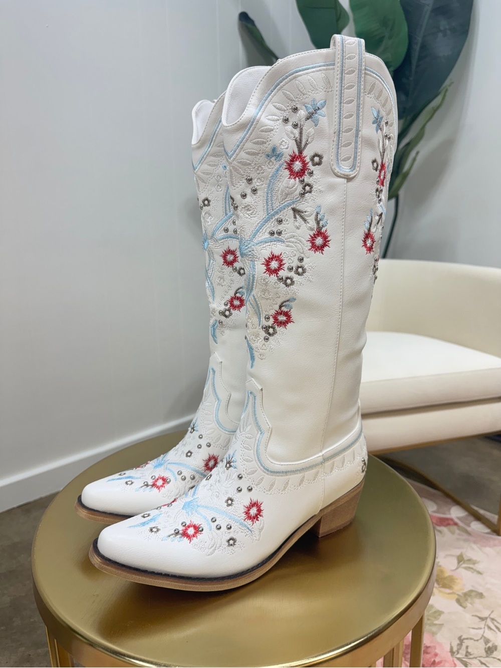American Honey Embroidered Cowboy Boots | White Floral Western Boots | Size 8